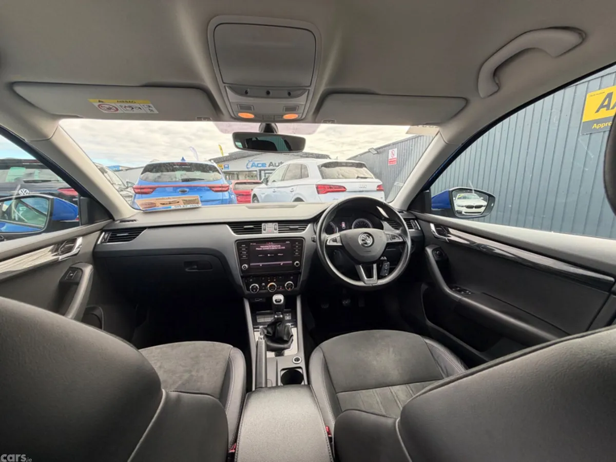 Skoda Octavia Estate, Diesel, 2020, Blue