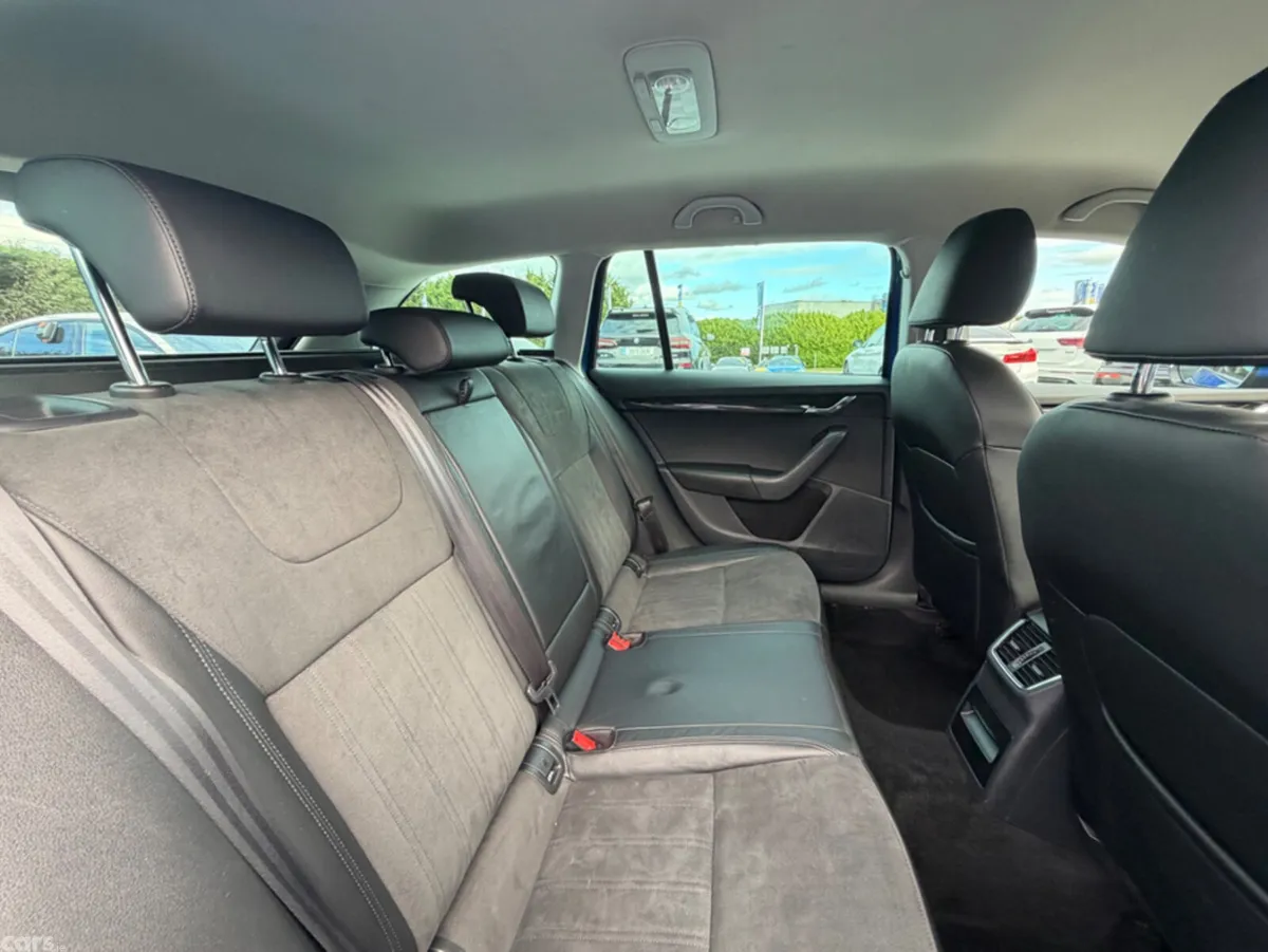Skoda Octavia Estate, Diesel, 2020, Blue