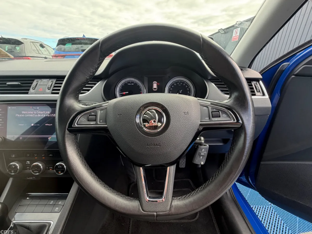 Skoda Octavia Estate, Diesel, 2020, Blue