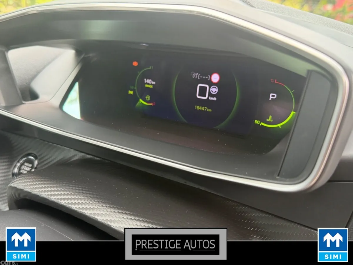 Peugeot 208 Hatchback, Petrol, 2020, Yellow