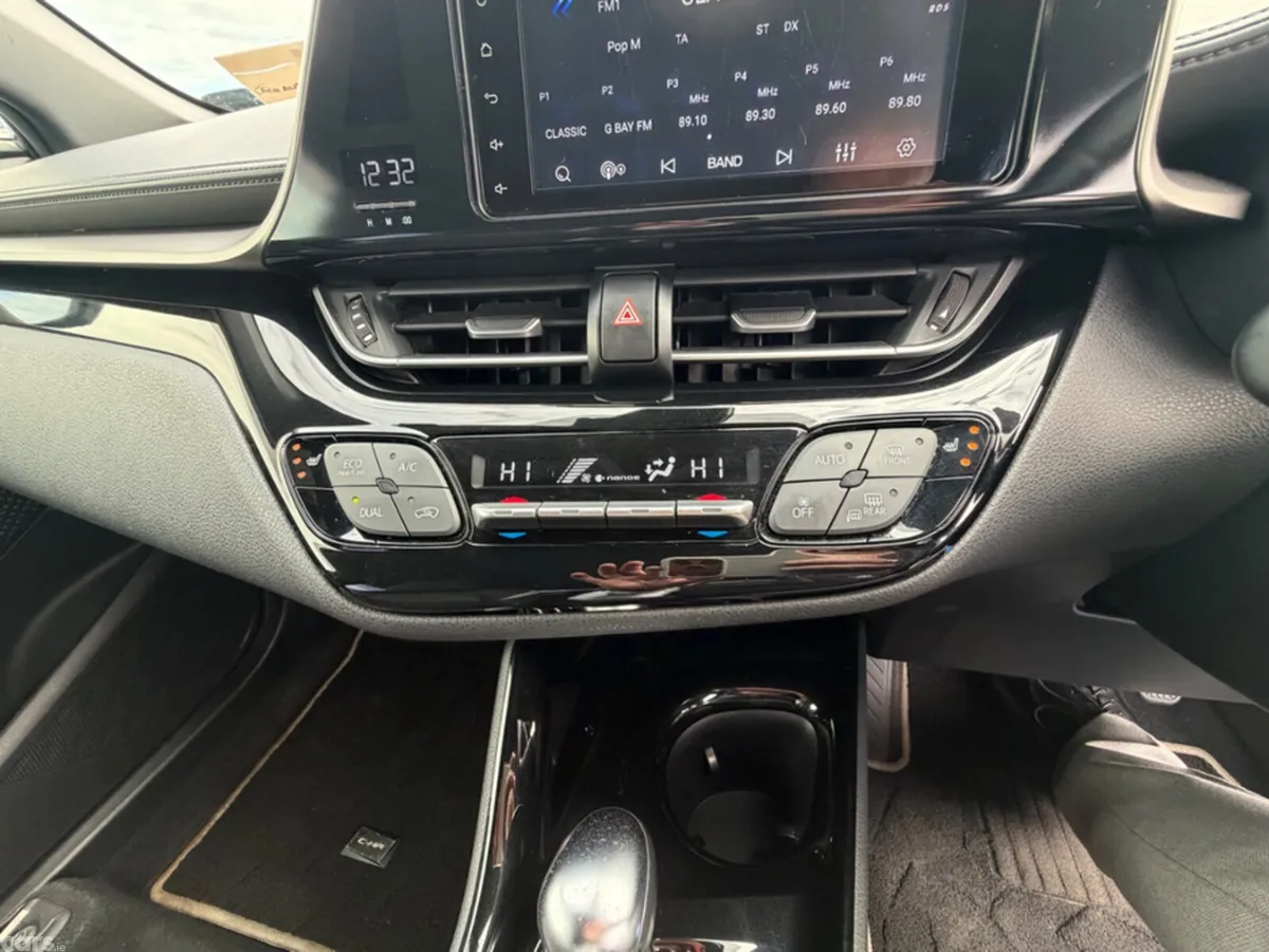 Toyota C-HR SUV, Petrol Hybrid, 2019, Black