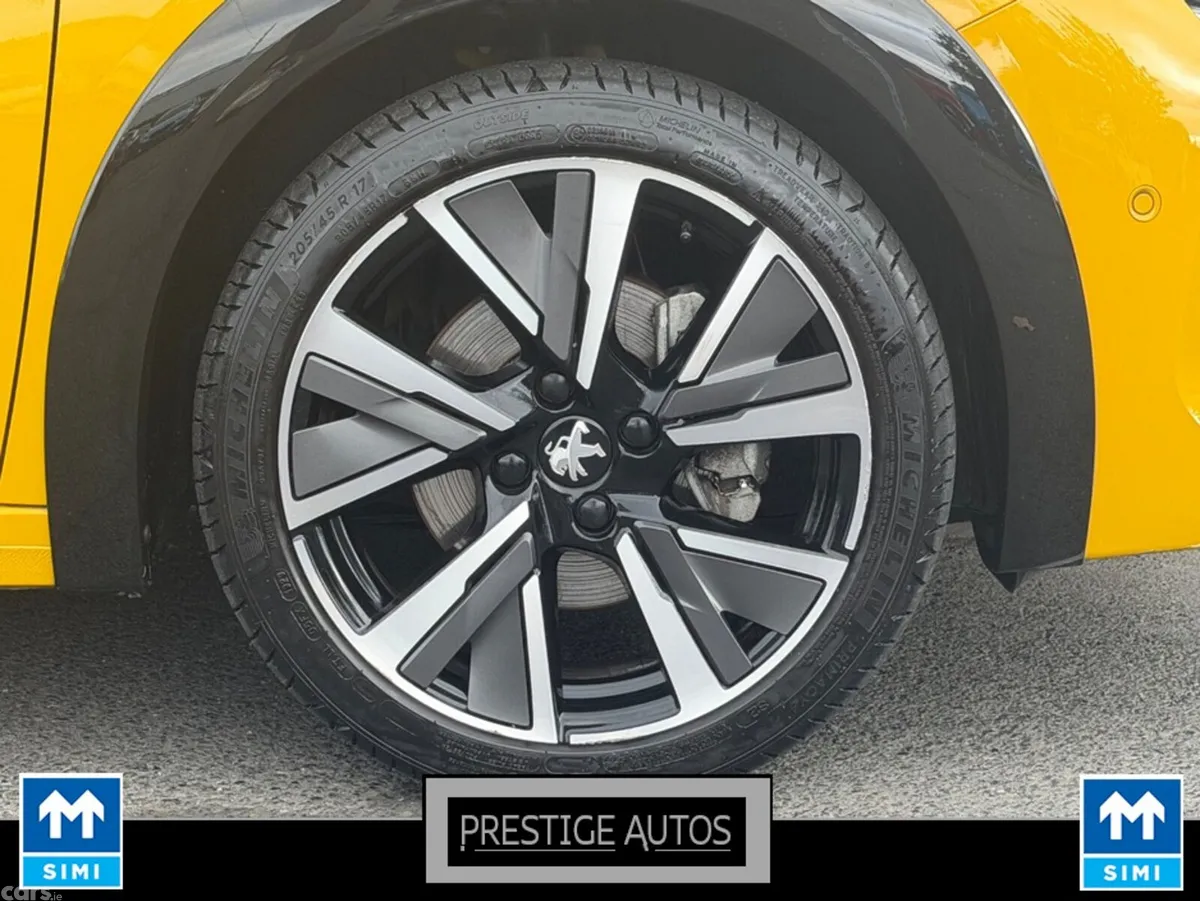 Peugeot 208 Hatchback, Petrol, 2020, Yellow