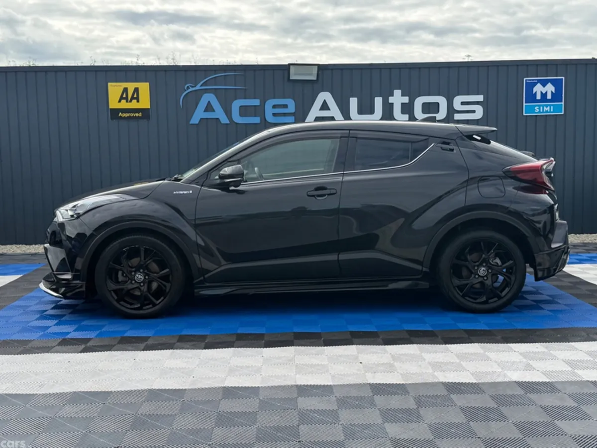 Toyota C-HR SUV, Petrol Hybrid, 2019, Black