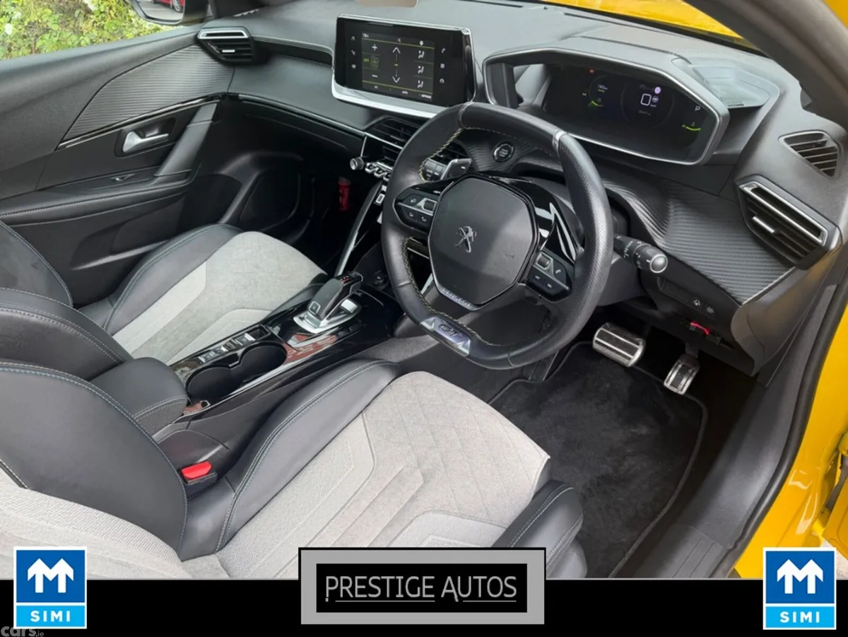Peugeot 208 Hatchback, Petrol, 2020, Yellow