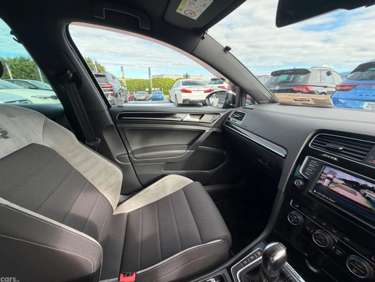 Volkswagen Golf Hatchback, Petrol, 2016, Black