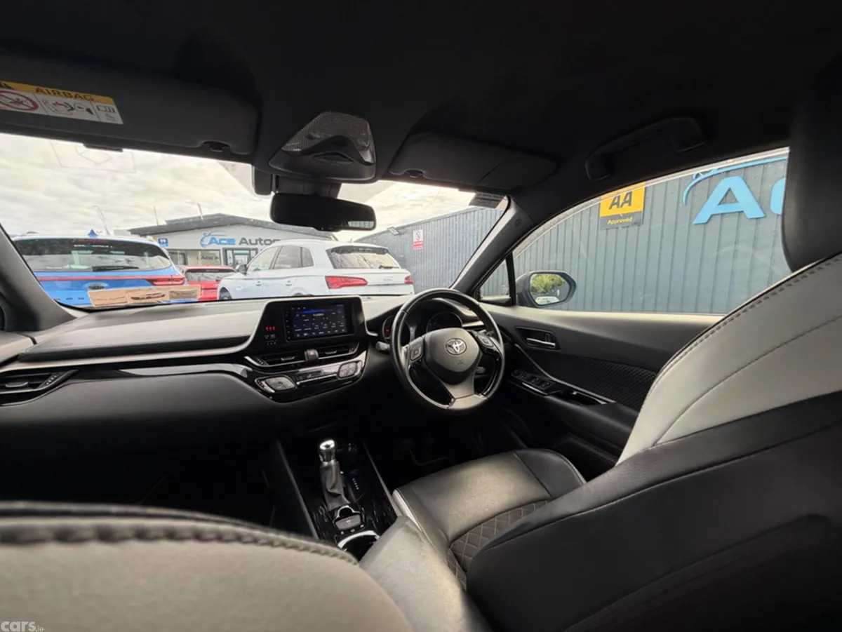 Toyota C-HR SUV, Petrol Hybrid, 2019, Black