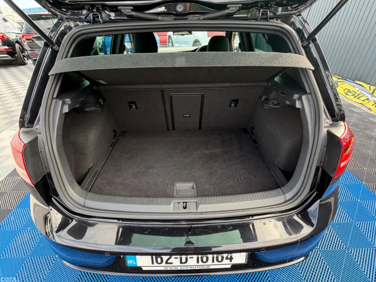 Volkswagen Golf Hatchback, Petrol, 2016, Black