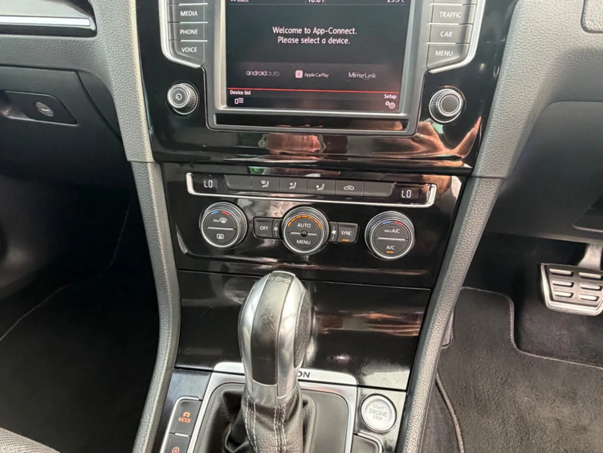 Volkswagen Golf Hatchback, Petrol, 2016, Black