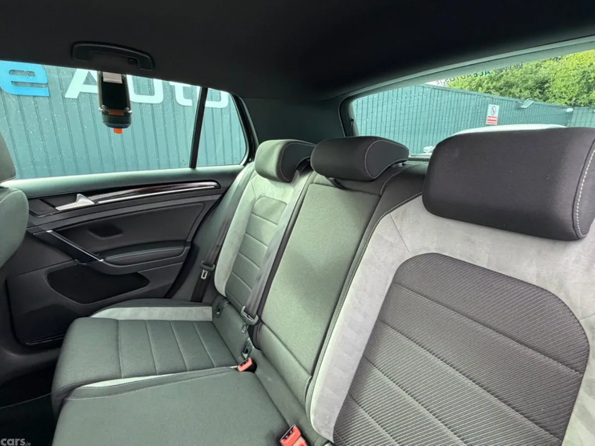 Volkswagen Golf Hatchback, Petrol, 2016, Black