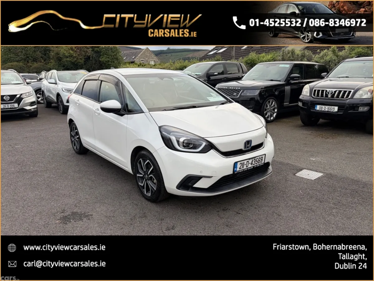 Honda Fit Hatchback, Petrol Hybrid, 2021, White