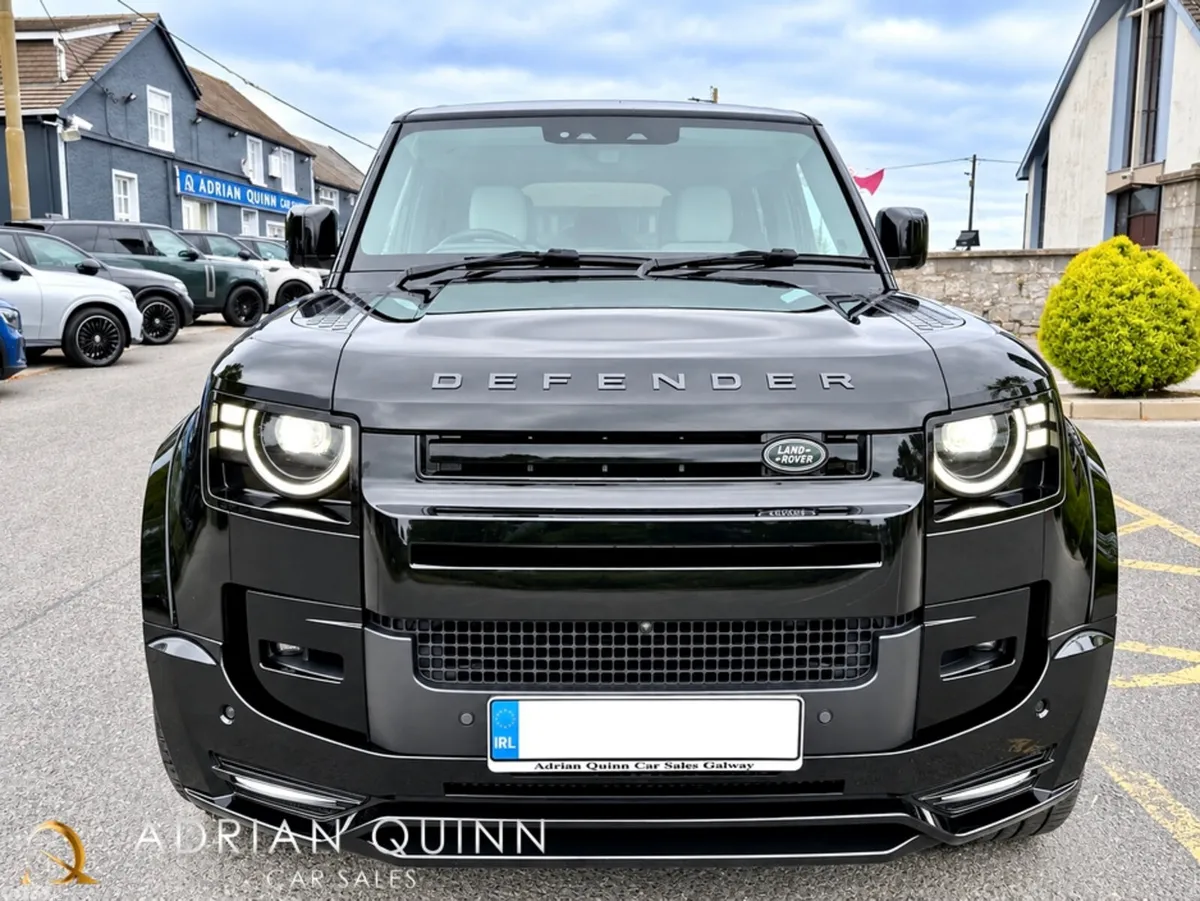 Land Rover Defender SUV, Petrol Plug-in Hybrid, 2026, Black