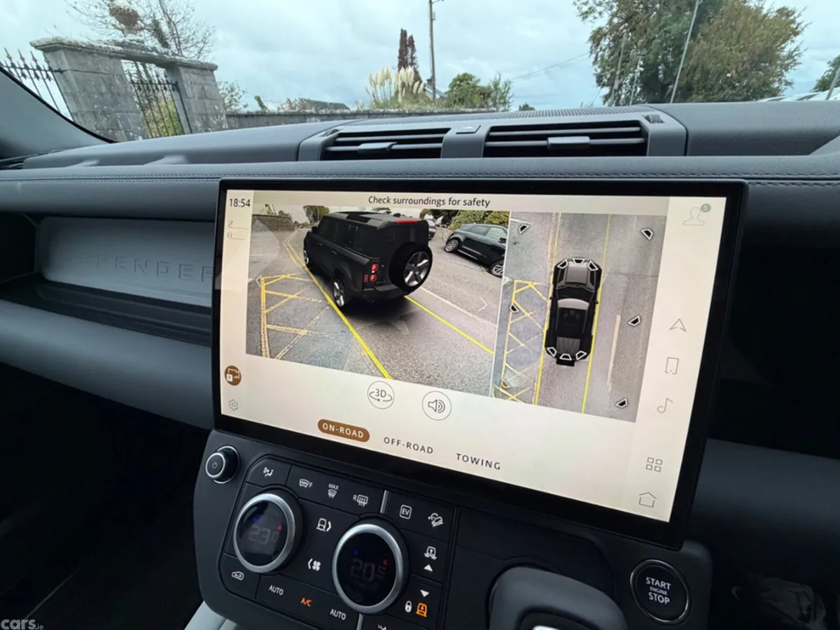 Land Rover Defender SUV, Petrol Plug-in Hybrid, 2026, Black