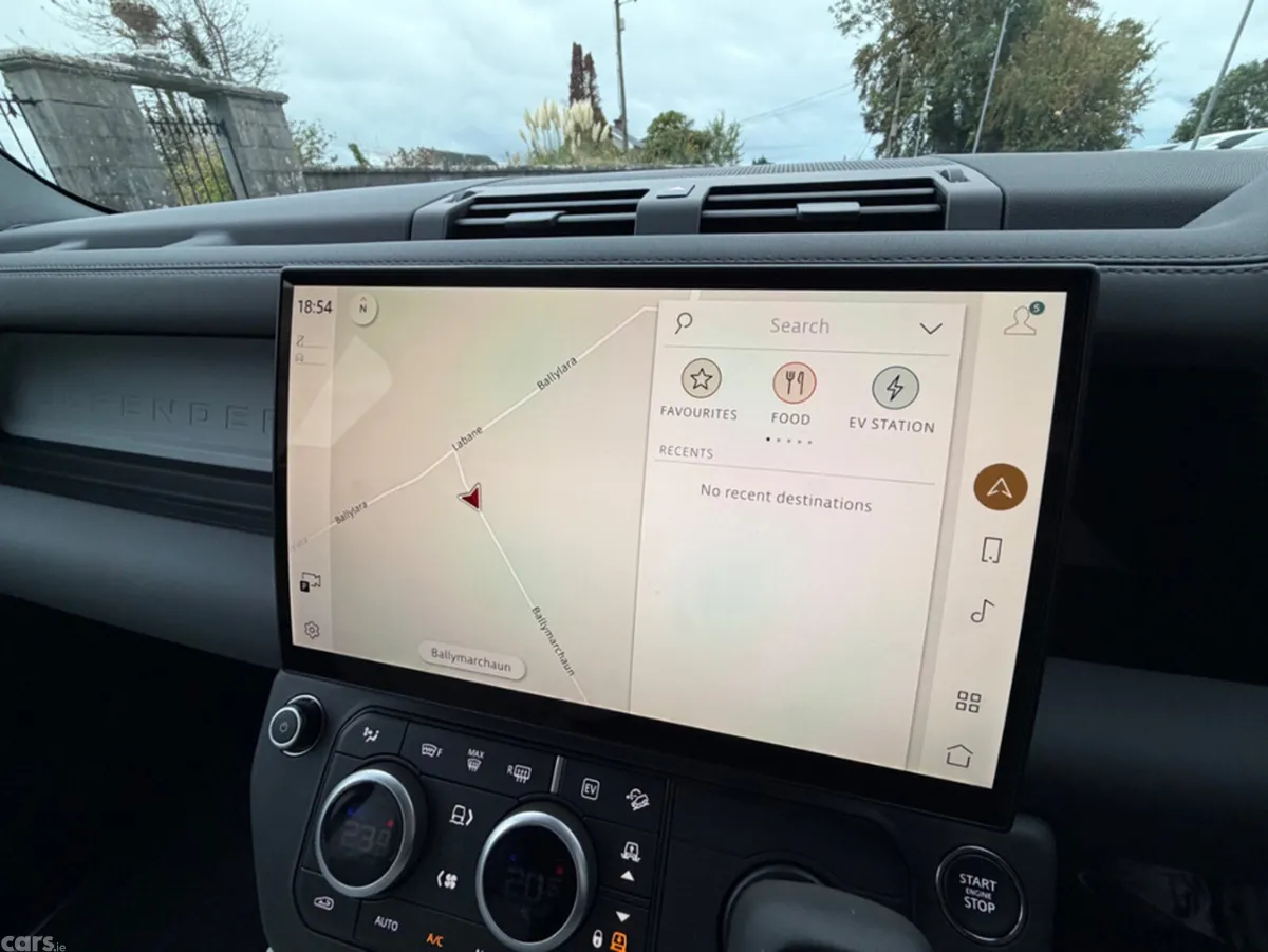 Land Rover Defender SUV, Petrol Plug-in Hybrid, 2026, Black