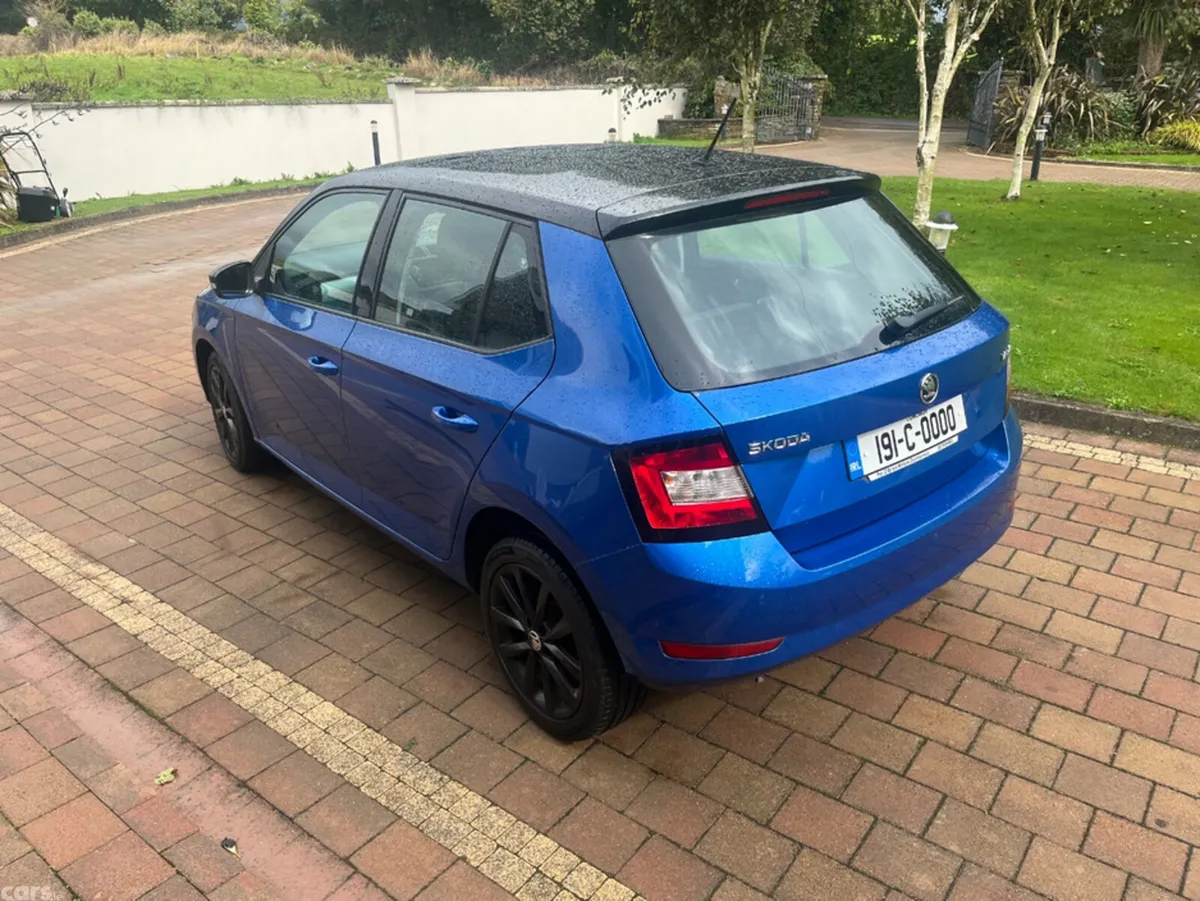 Skoda Fabia Hatchback, Petrol, 2019, Blue