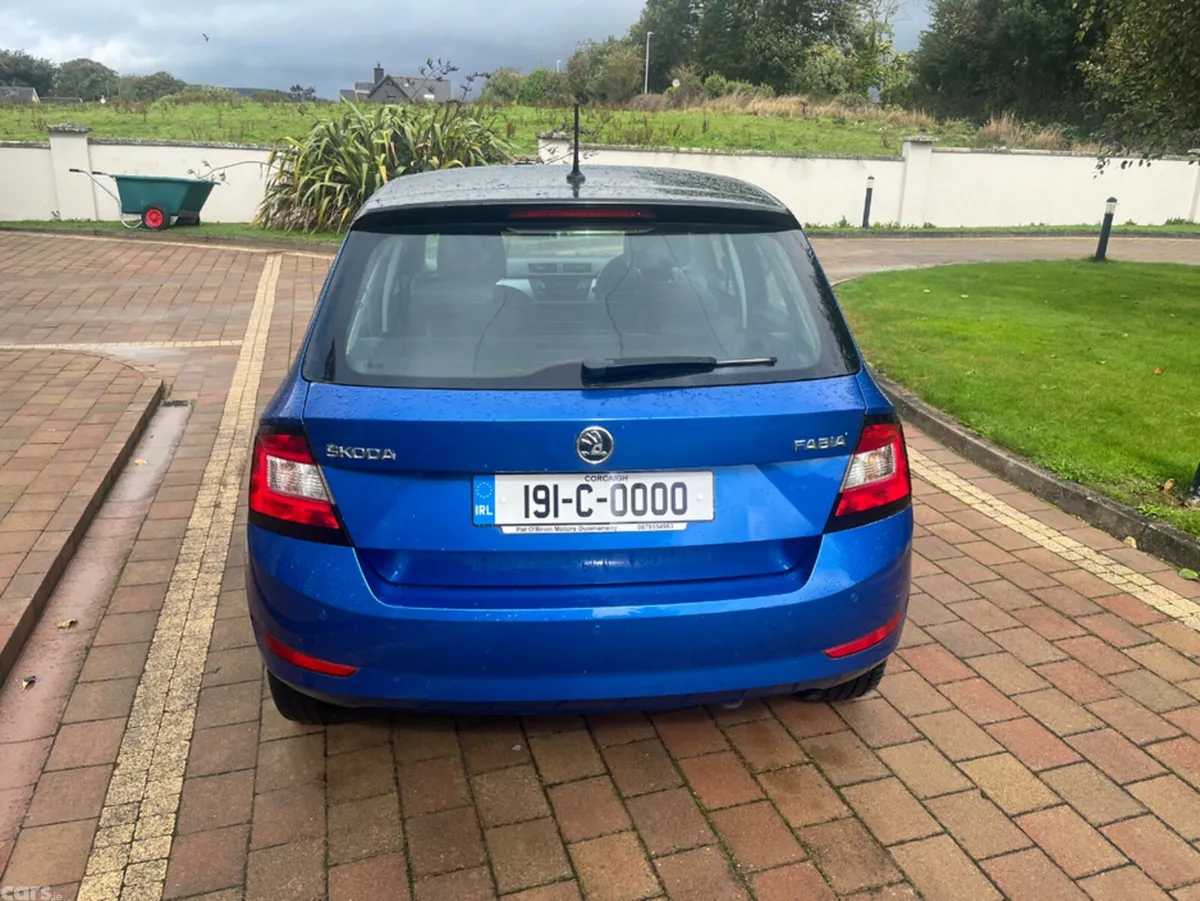 Skoda Fabia Hatchback, Petrol, 2019, Blue