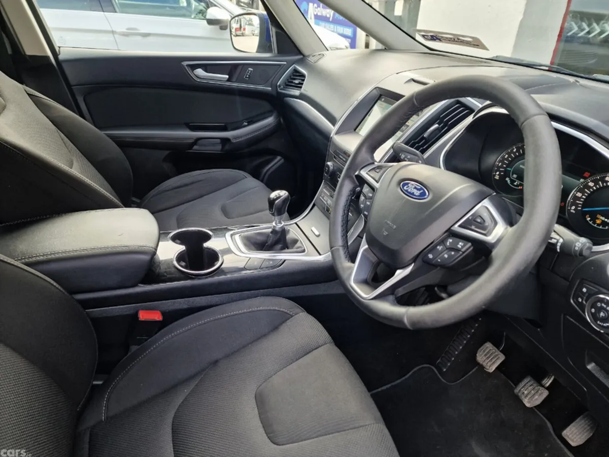 Ford S-Max MPV, Diesel, 2017, Blue
