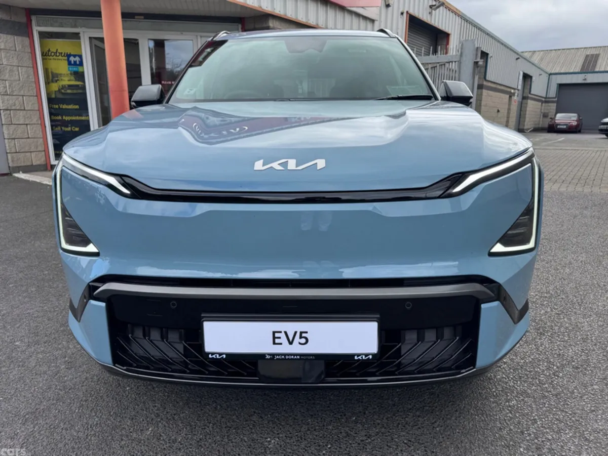 Kia EV5 SUV, Electric, 2027, Blue