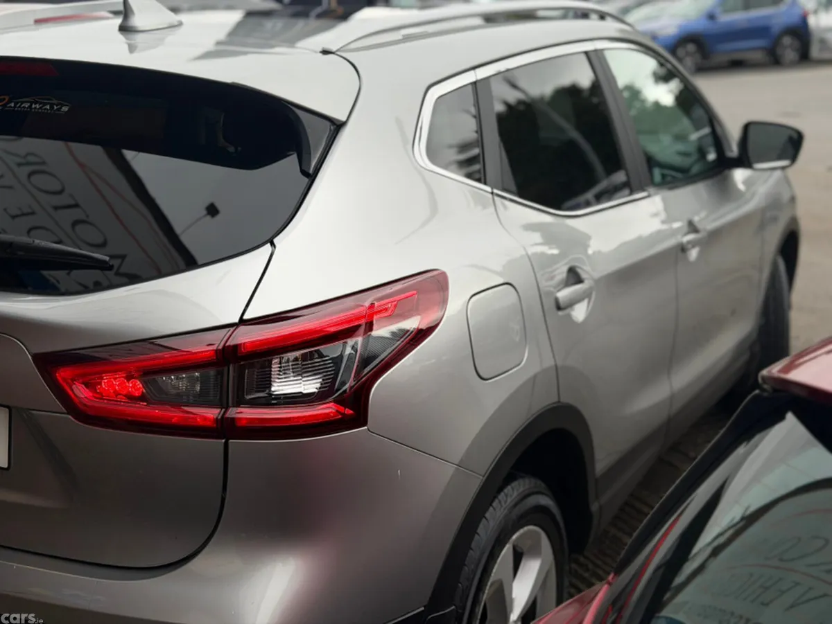 Nissan Qashqai MPV, Diesel, 2018, Grey