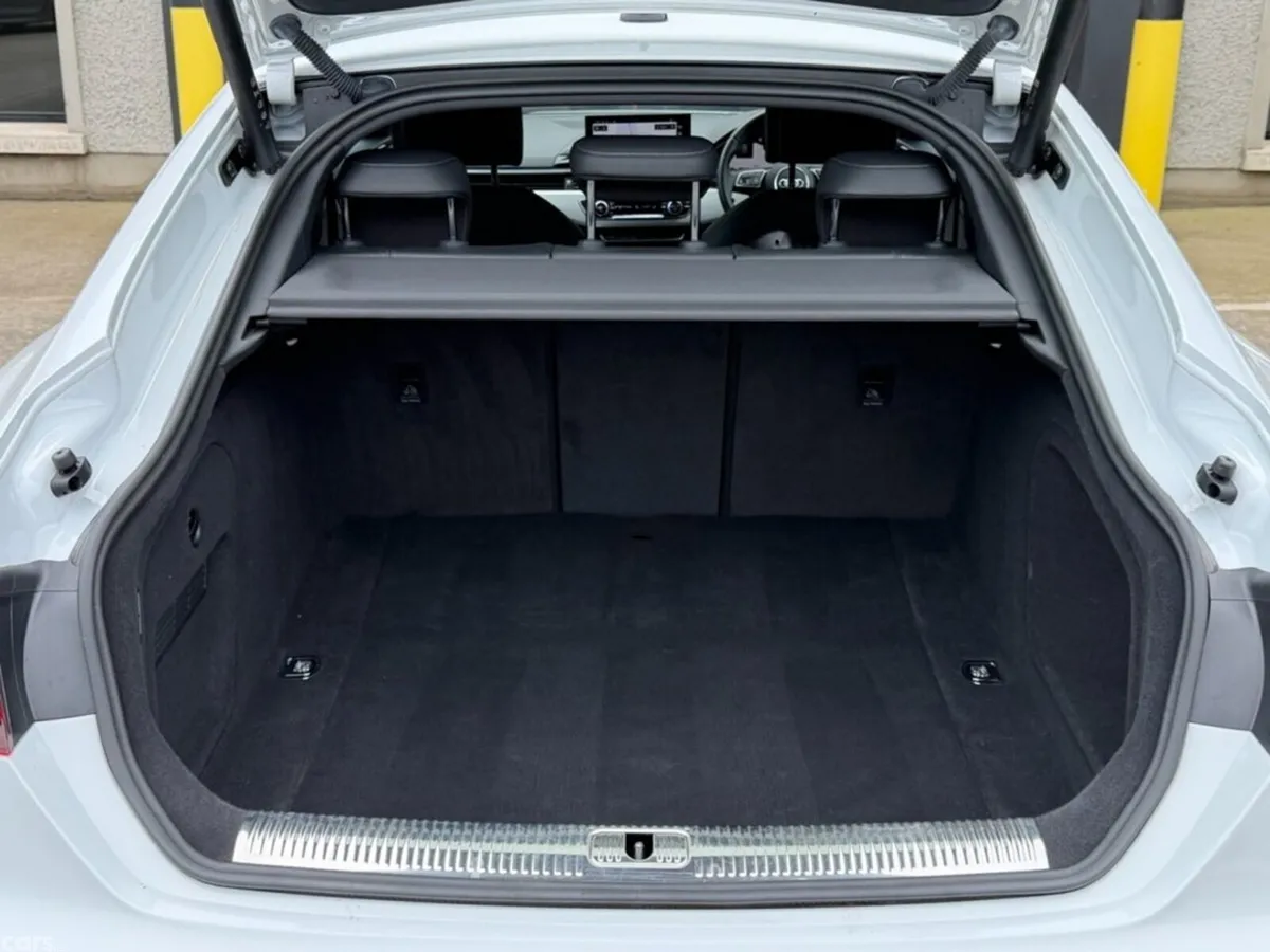 Audi A5 Hatchback, Diesel Hybrid, 2023, White