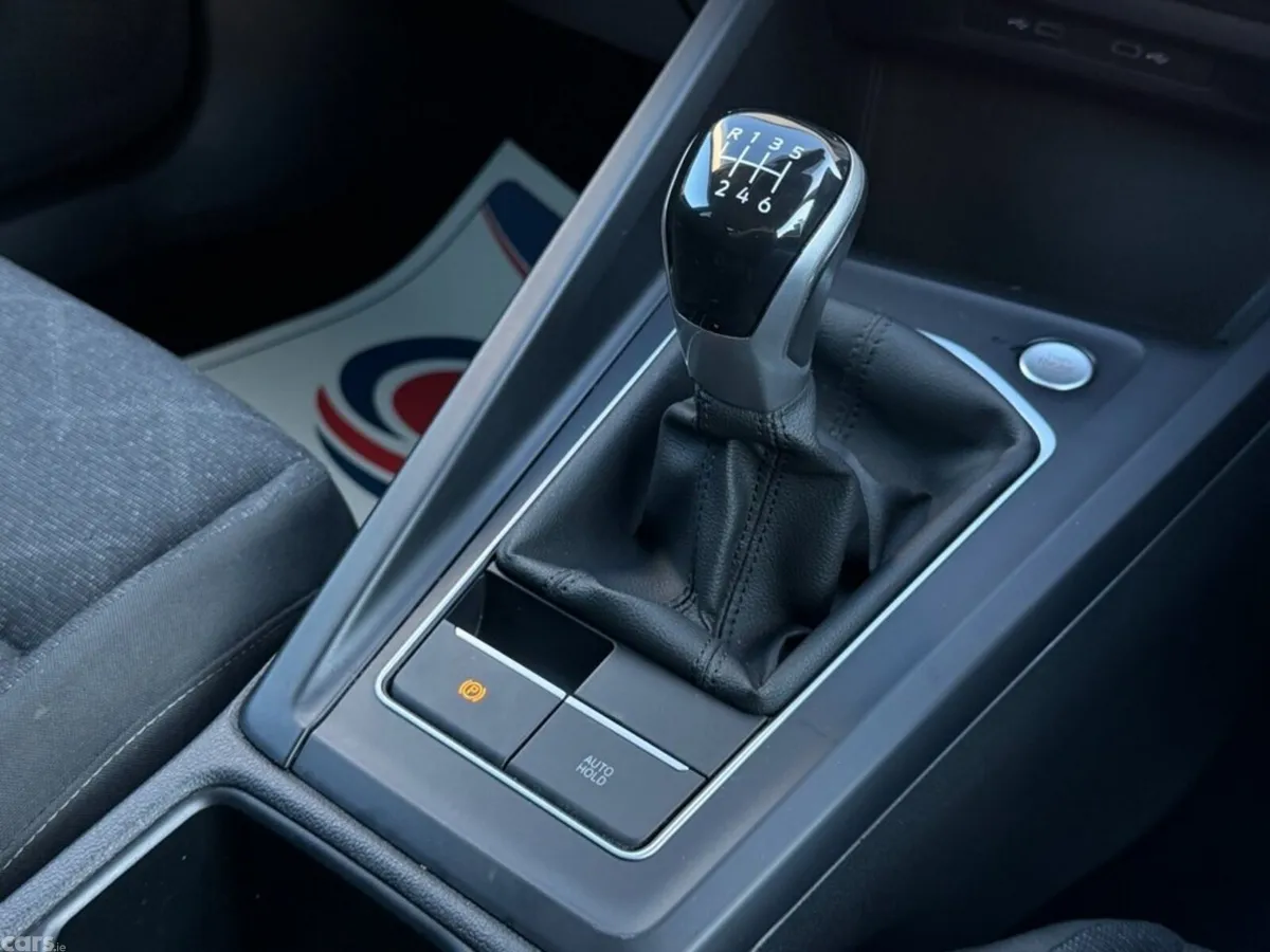 Volkswagen Golf Hatchback, Petrol, 2023, Grey