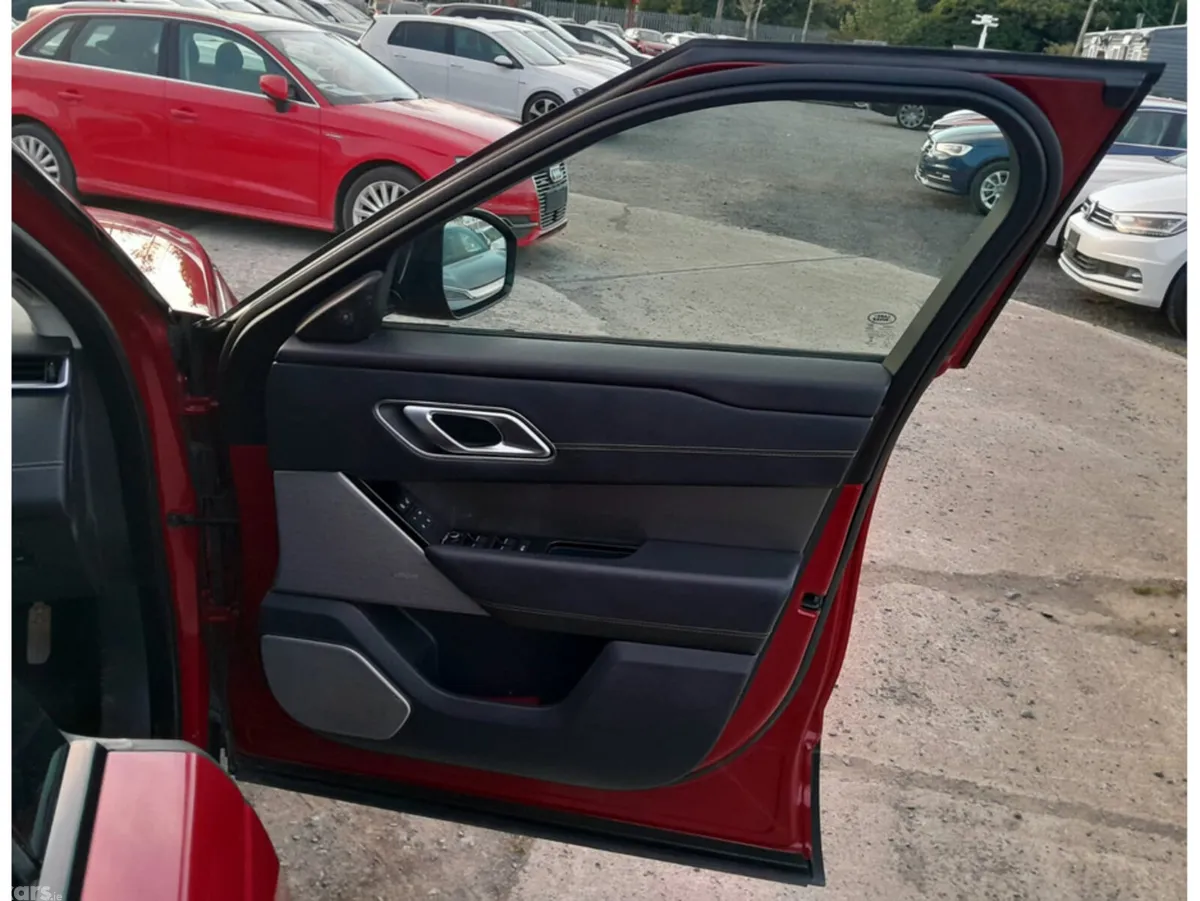 Land Rover Range Rover Velar Estate, Diesel, 2019, Red