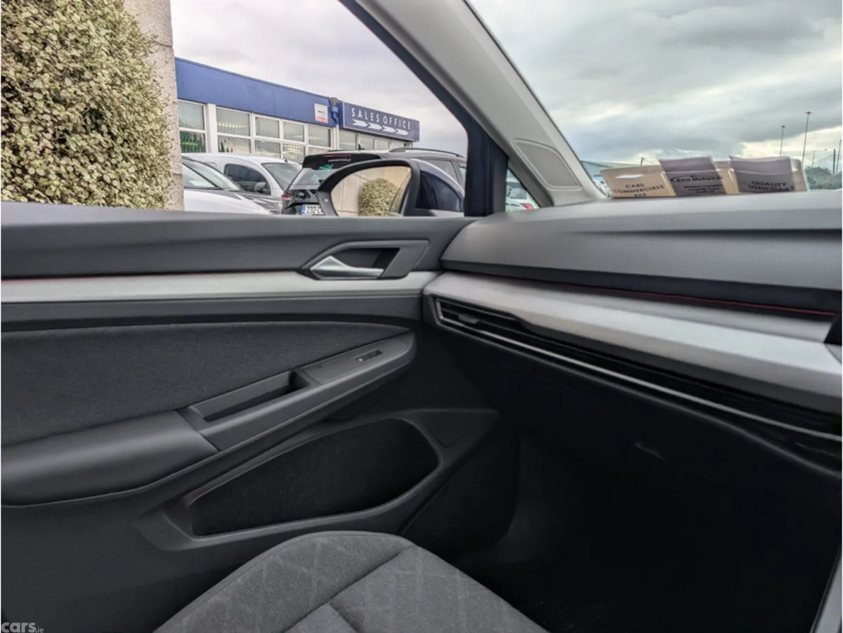 Volkswagen Golf Hatchback, Diesel, 2024, Blue