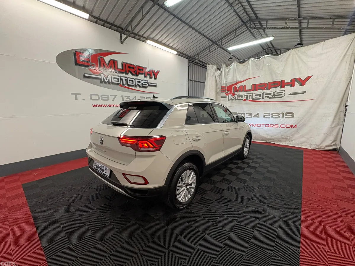 Volkswagen T-Roc SUV, Petrol, 2023, Grey