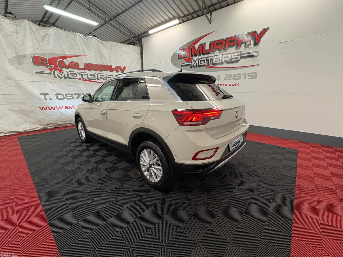 Volkswagen T-Roc SUV, Petrol, 2023, Grey