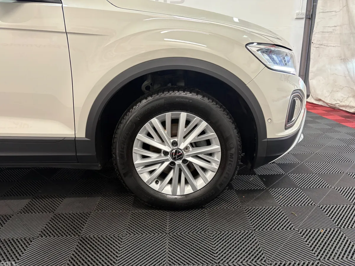 Volkswagen T-Roc SUV, Petrol, 2023, Grey