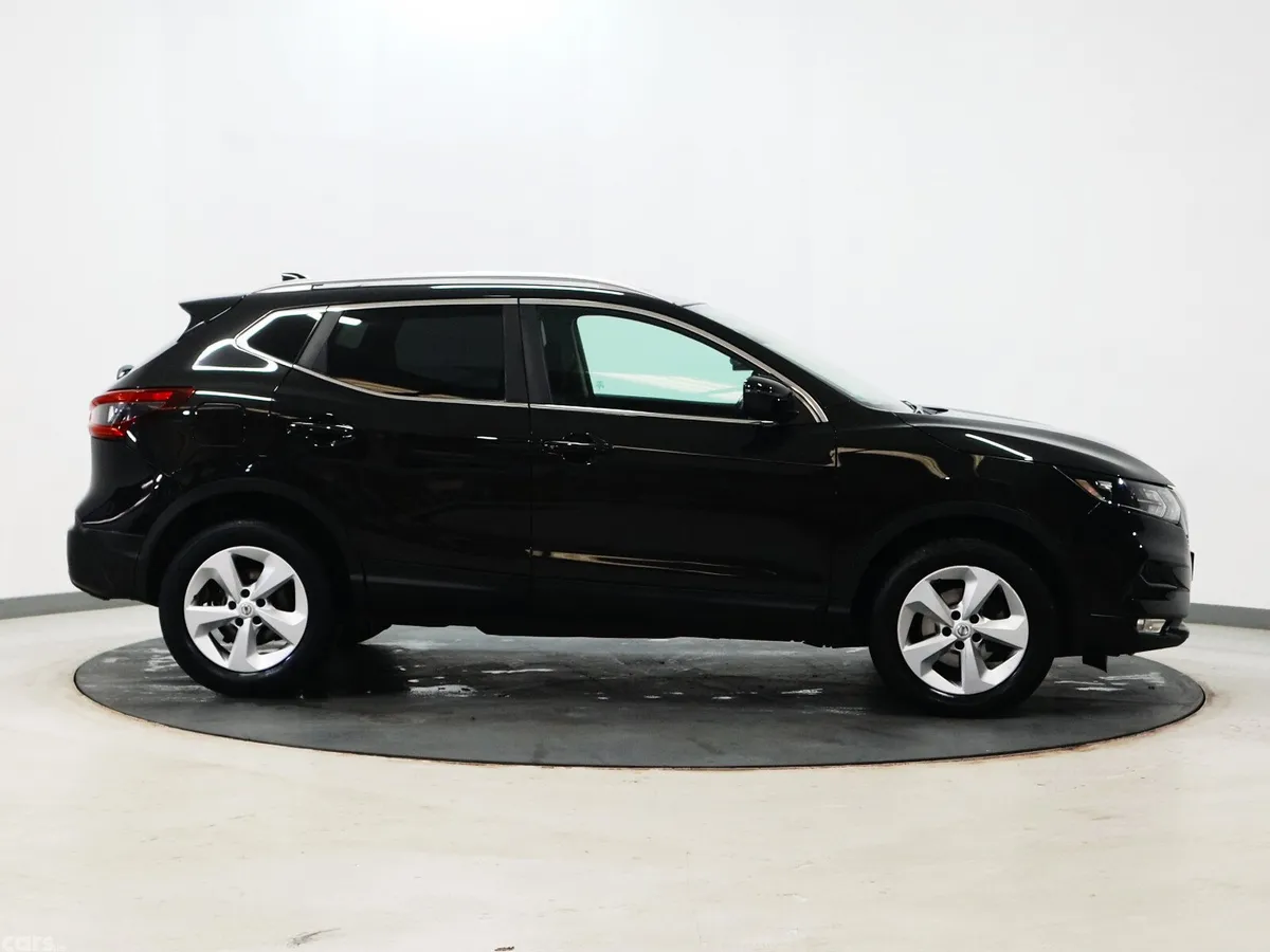 Nissan Qashqai SUV, Diesel, 2018, Black