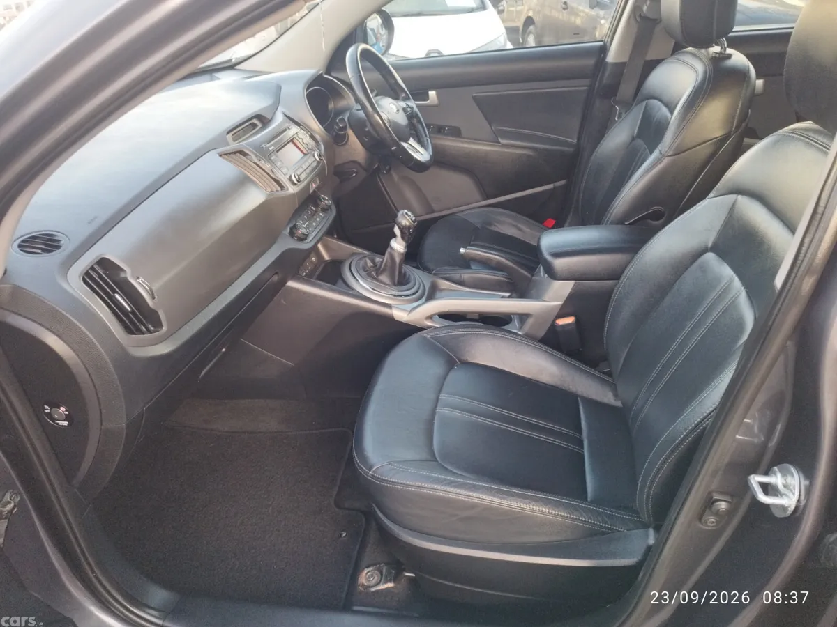 Kia Sportage SUV, Diesel, 2015, Silver