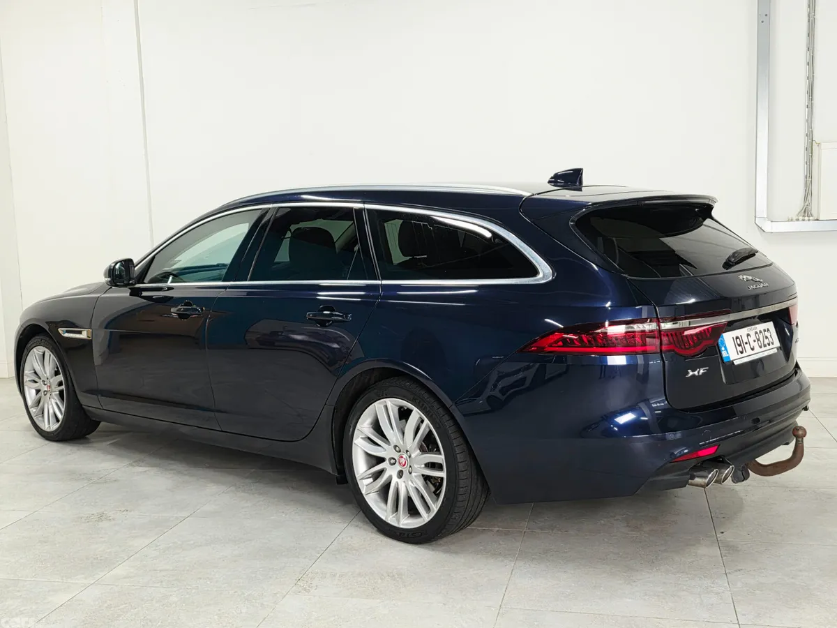 Jaguar XF Estate, Diesel, 2019, Blue