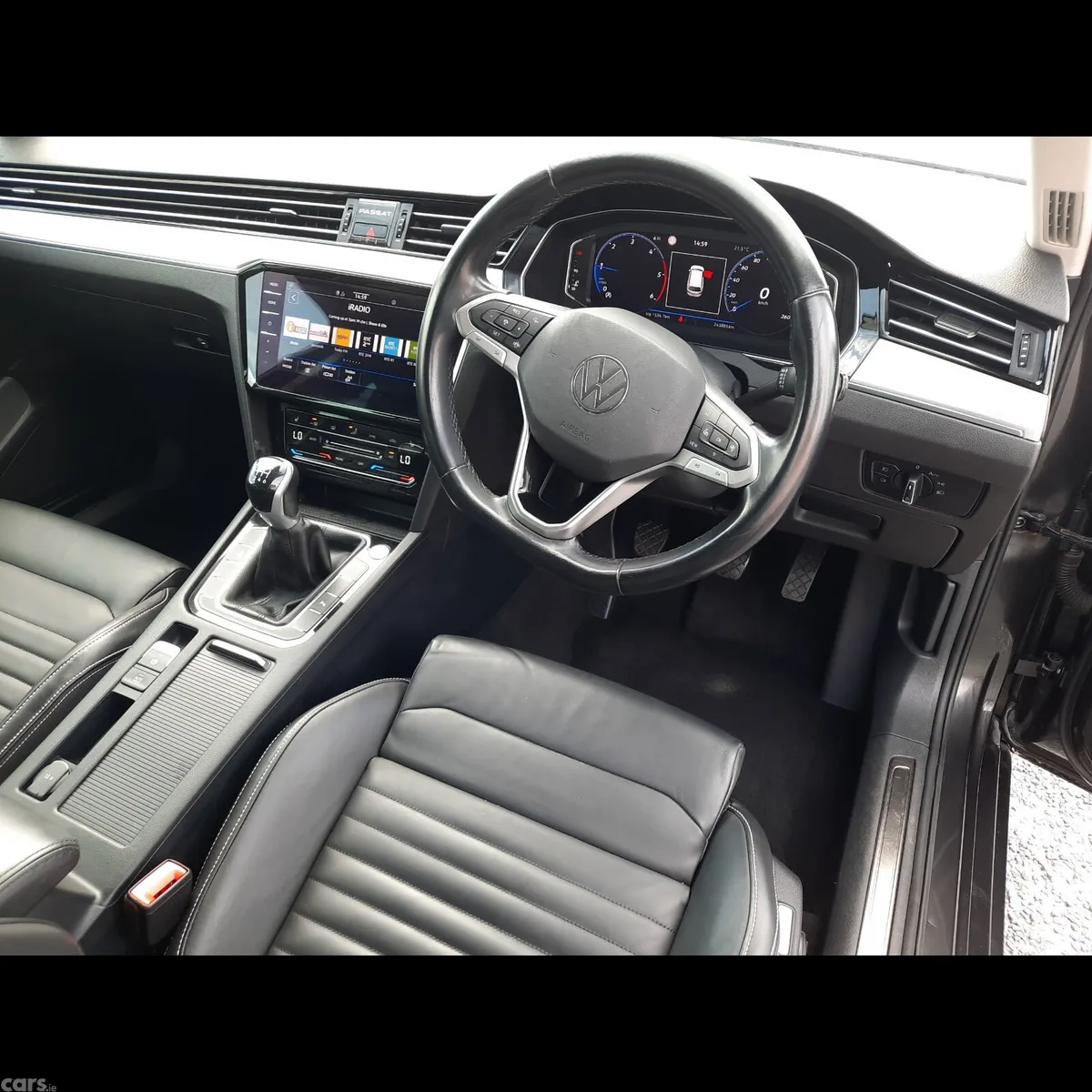 Volkswagen Passat Estate, Diesel, 2022, Grey