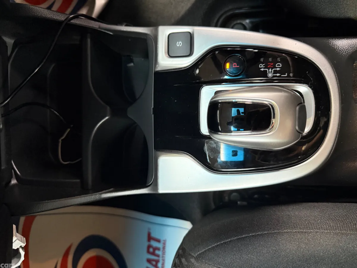 Honda Jazz Hatchback, Petrol Hybrid, 2019, Silver