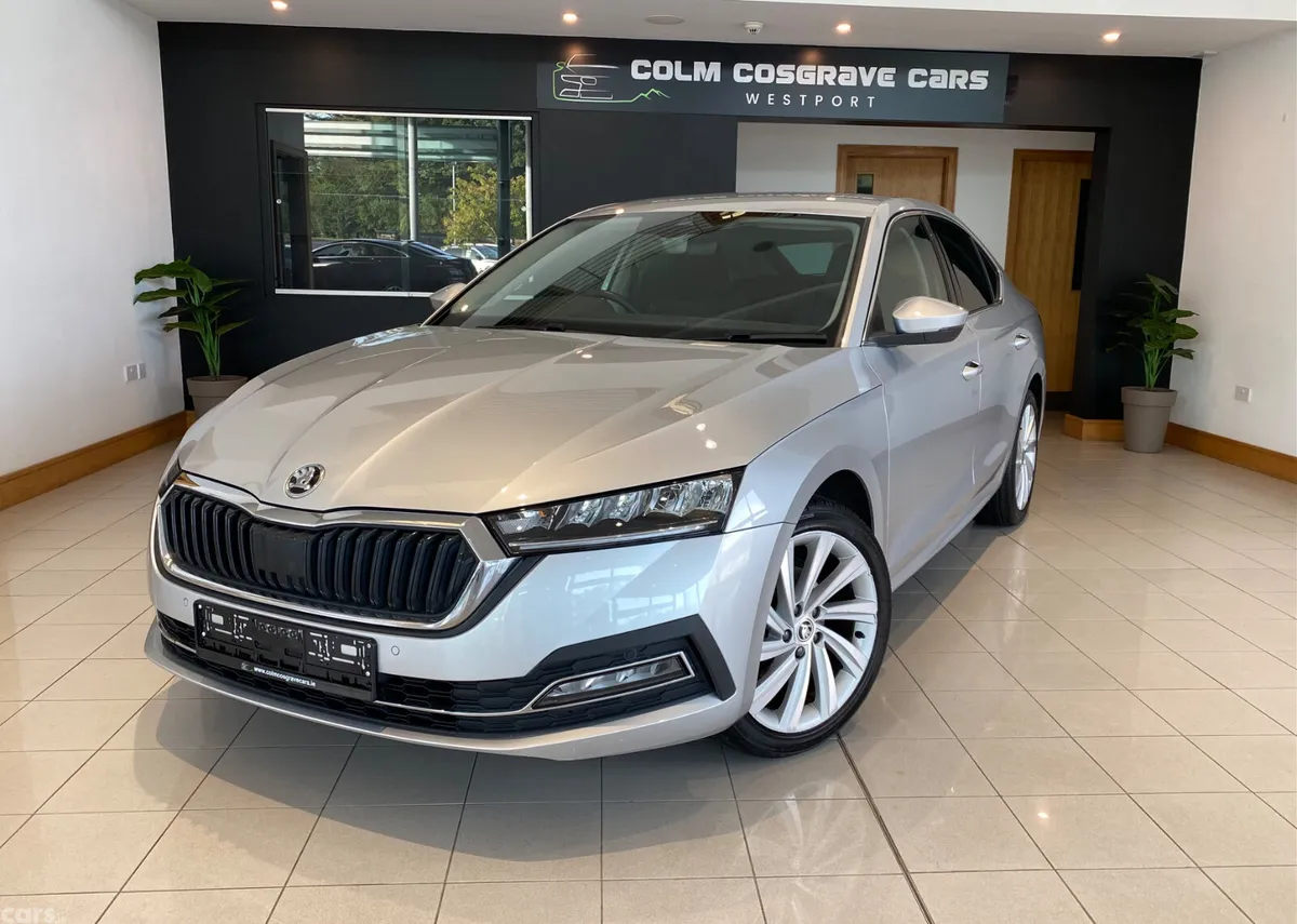 Skoda Octavia Saloon, Diesel, 2024, Grey