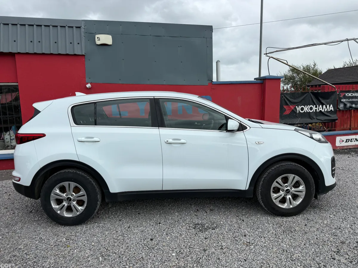 Kia Sportage SUV, Diesel, 2016, White