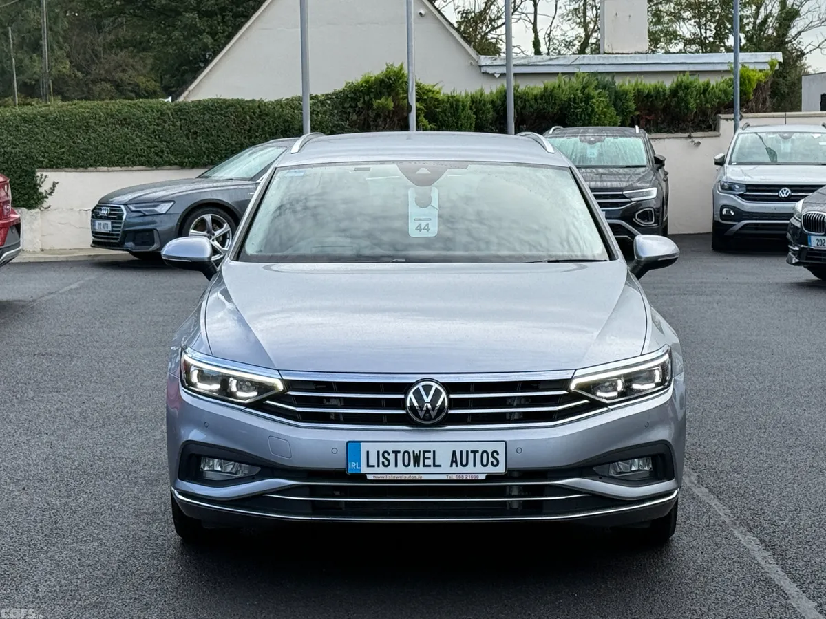 Volkswagen Passat Estate, Diesel, 2021, Silver