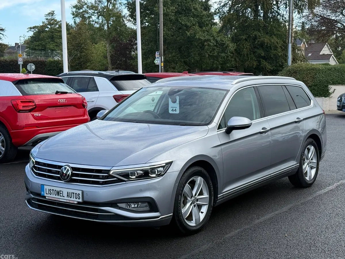 Volkswagen Passat Estate, Diesel, 2021, Silver