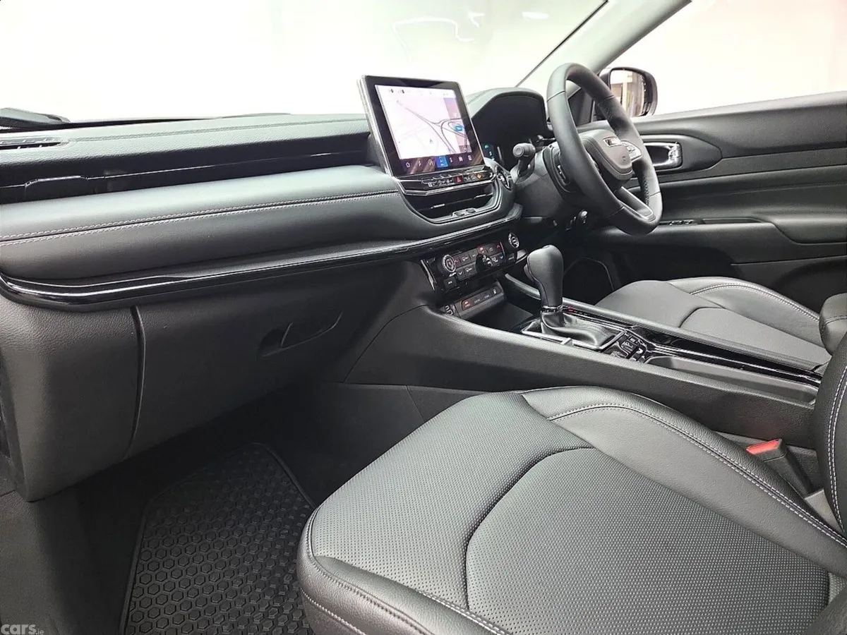 Jeep Compass SUV, Petrol Hybrid, 2026, Green