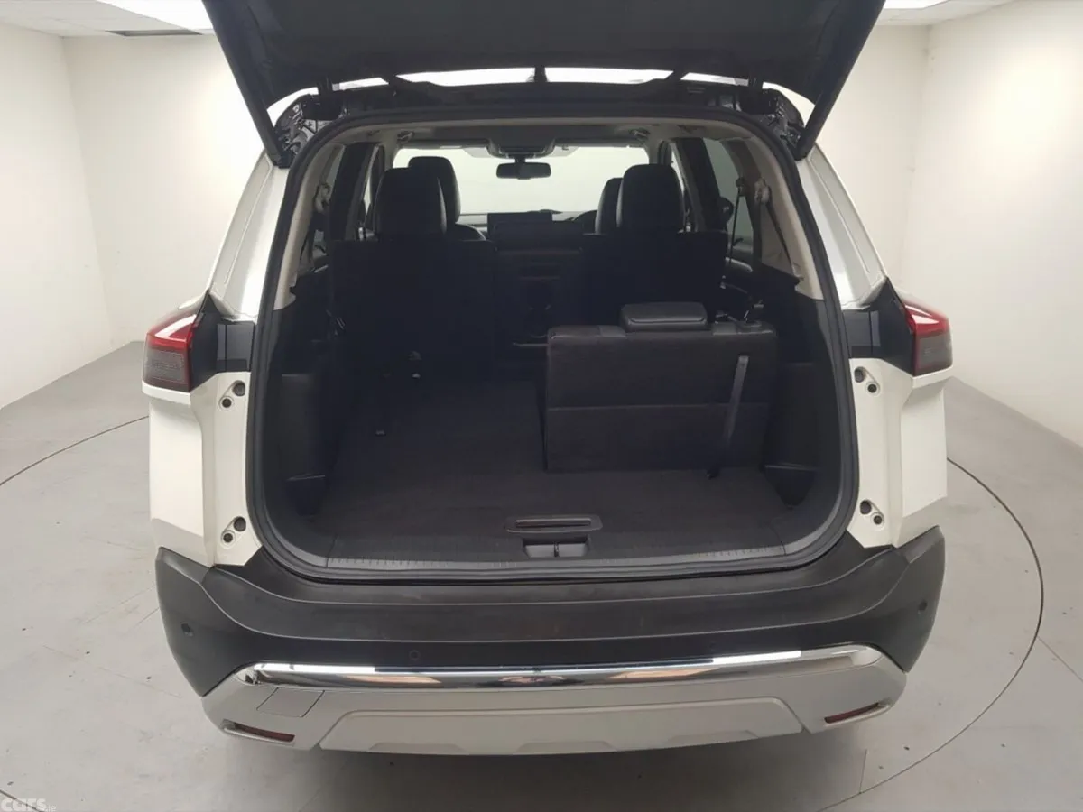 Nissan X-Trail SUV, Petrol Hybrid, 2023, White