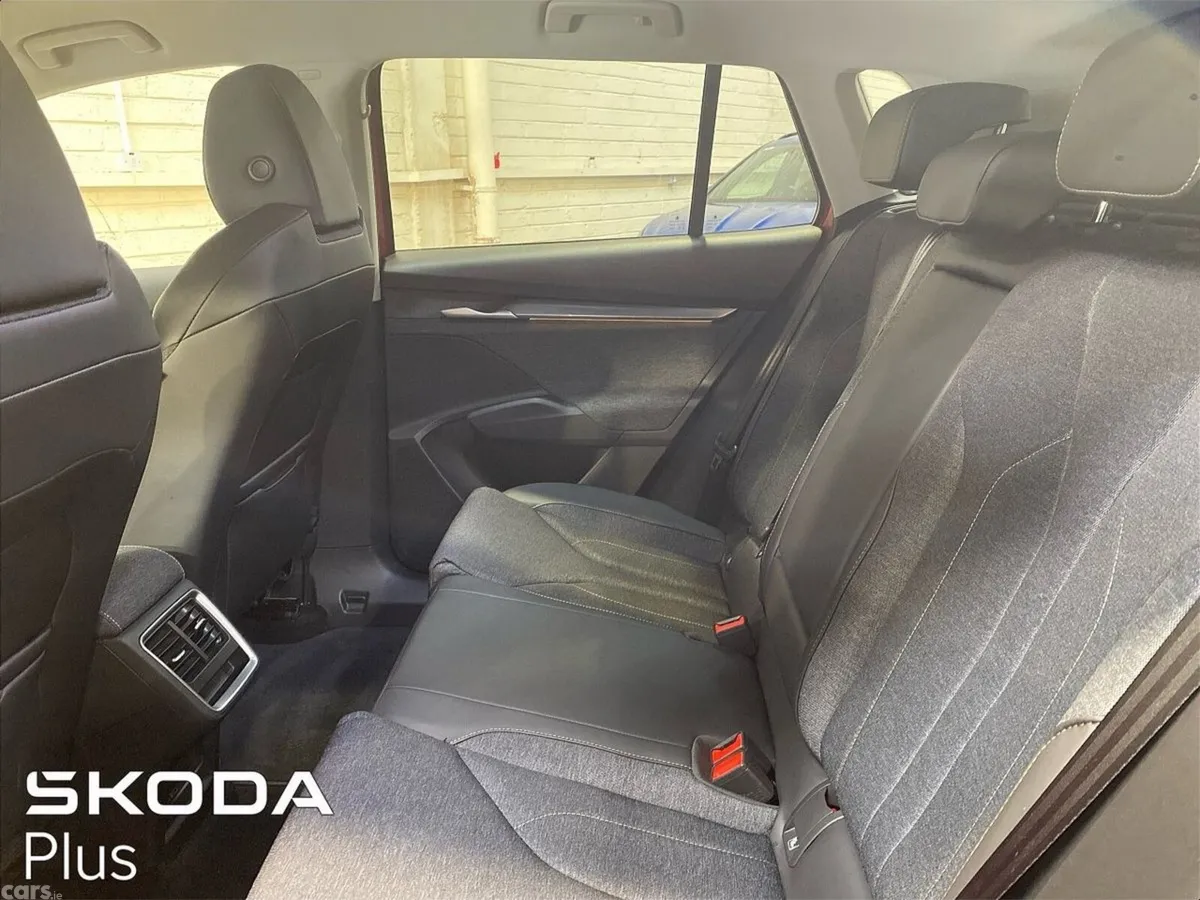 Skoda Elroq Hatchback, Electric, 2025, Red