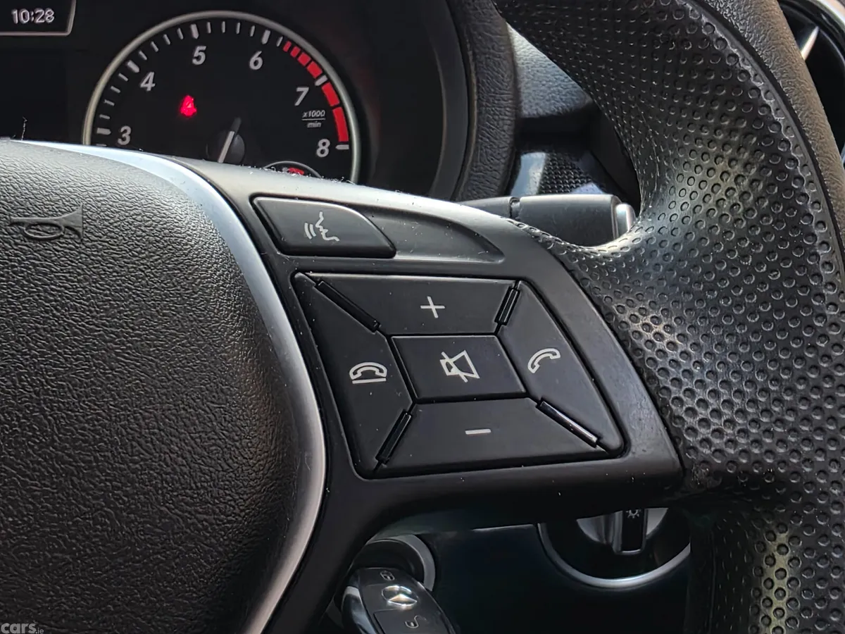 Mercedes-Benz B-Class MPV, Petrol, 2014, Brown