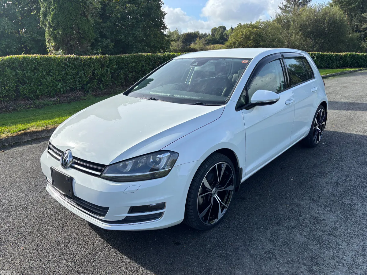 Volkswagen Golf Hatchback, Petrol, 2016, White