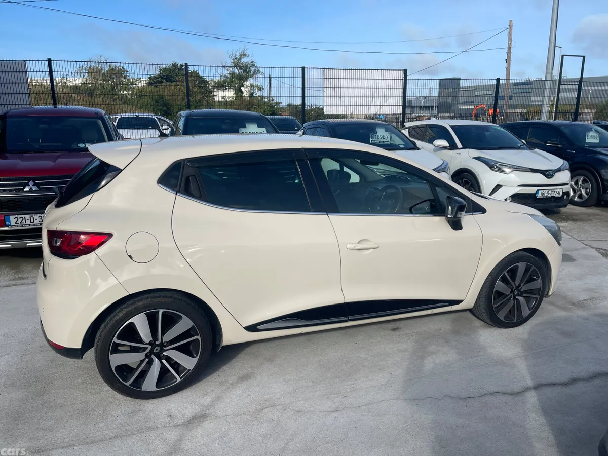 Renault Clio Hatchback, Petrol, 2016, Beige