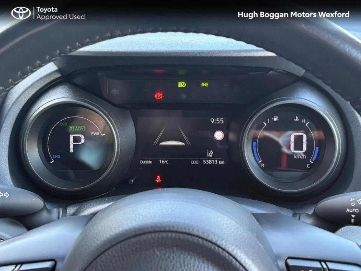 Toyota Yaris Cross Hatchback, Petrol Hybrid, 2022, Green