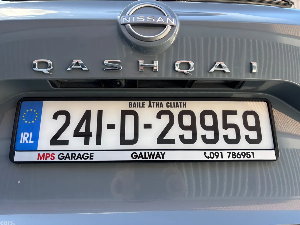 Nissan Qashqai MPV, Petrol, 2024, Grey