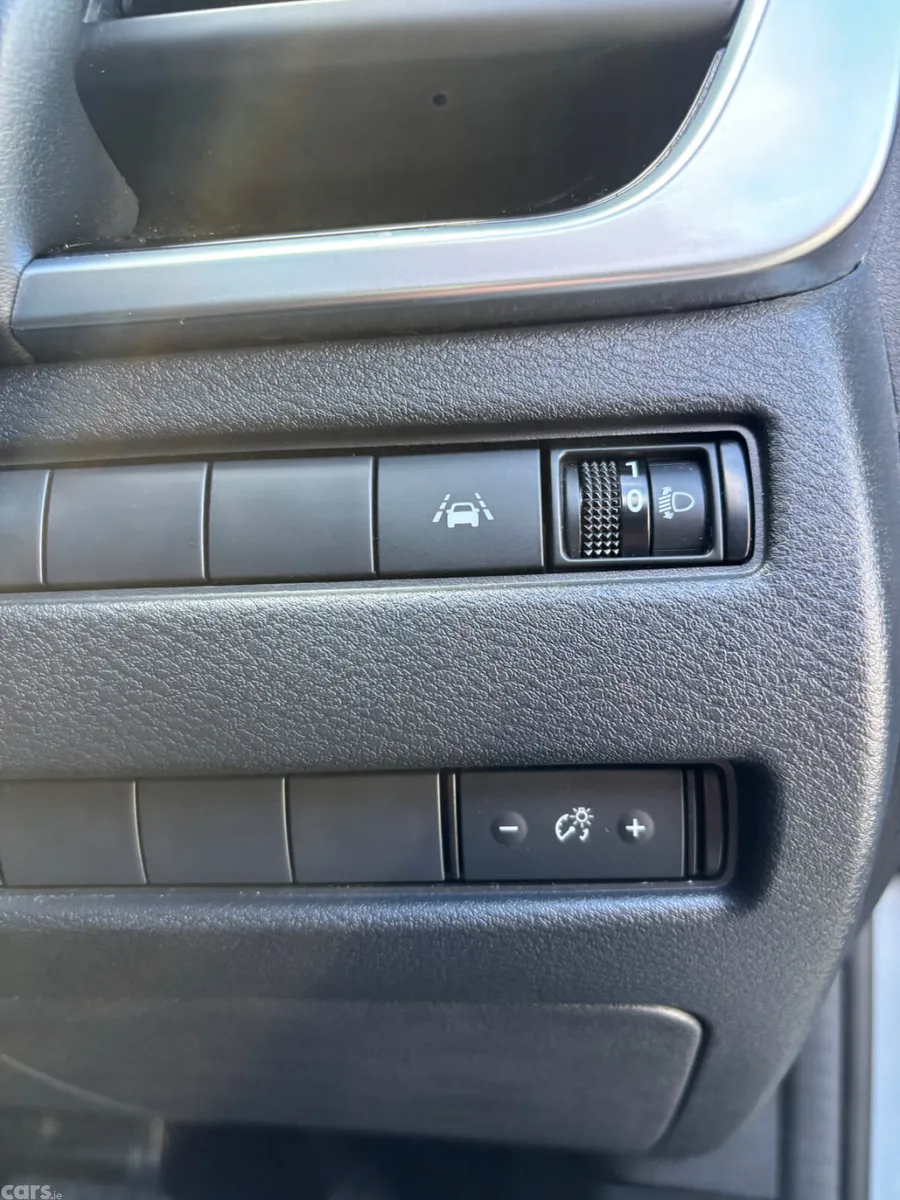 Nissan Qashqai MPV, Petrol, 2024, Grey
