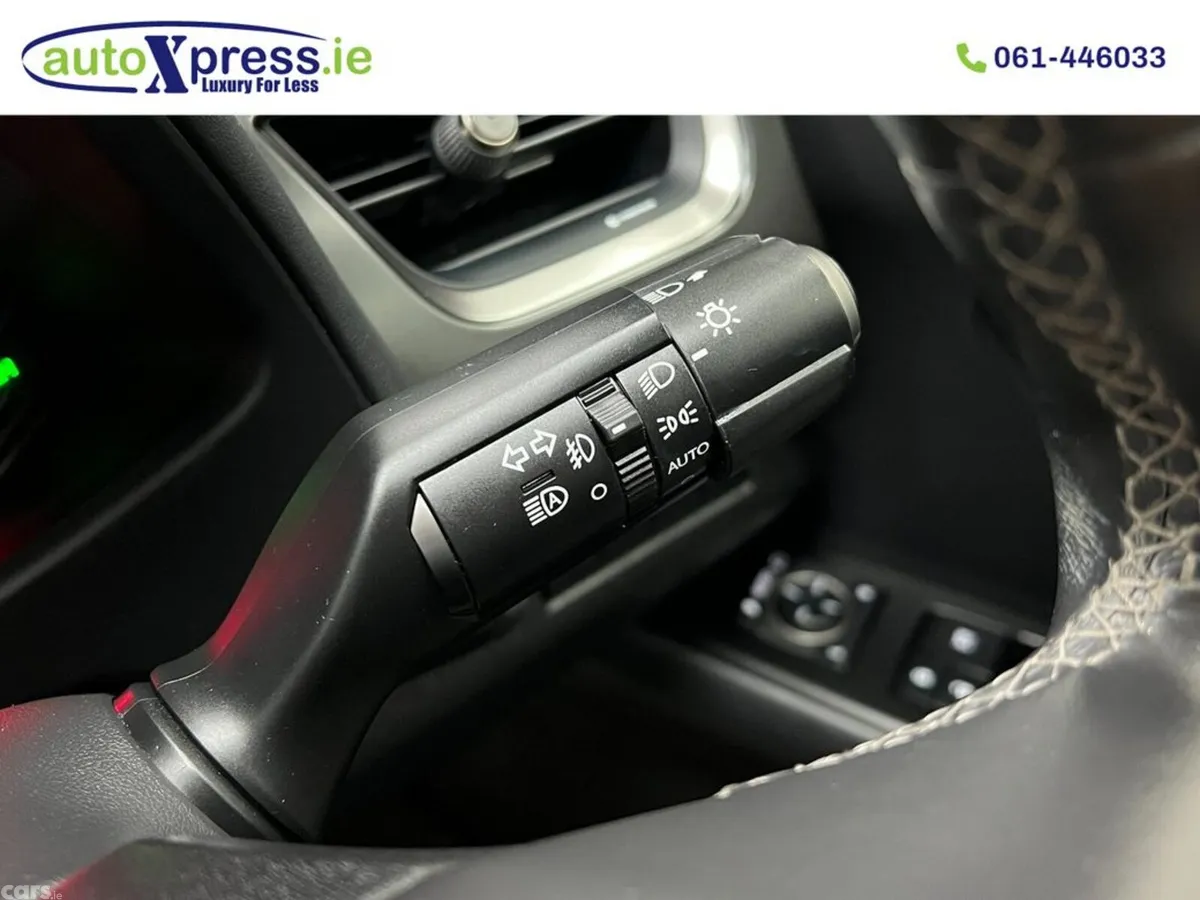 Lexus UX Hatchback, Petrol Hybrid, 2020, Blue