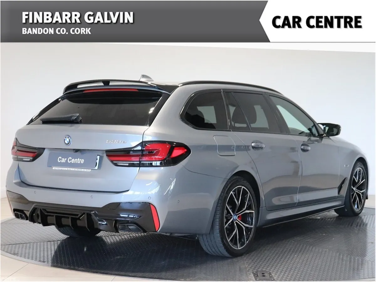 BMW 5-Series Estate, Petrol Plug-in Hybrid, 2023, Grey