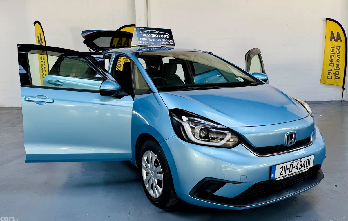 Honda Fit Hatchback, Petrol Hybrid, 2021, Blue